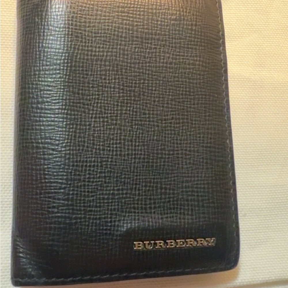 Burberry Black Men’s Wallet - Authentic Pre-loved with COA